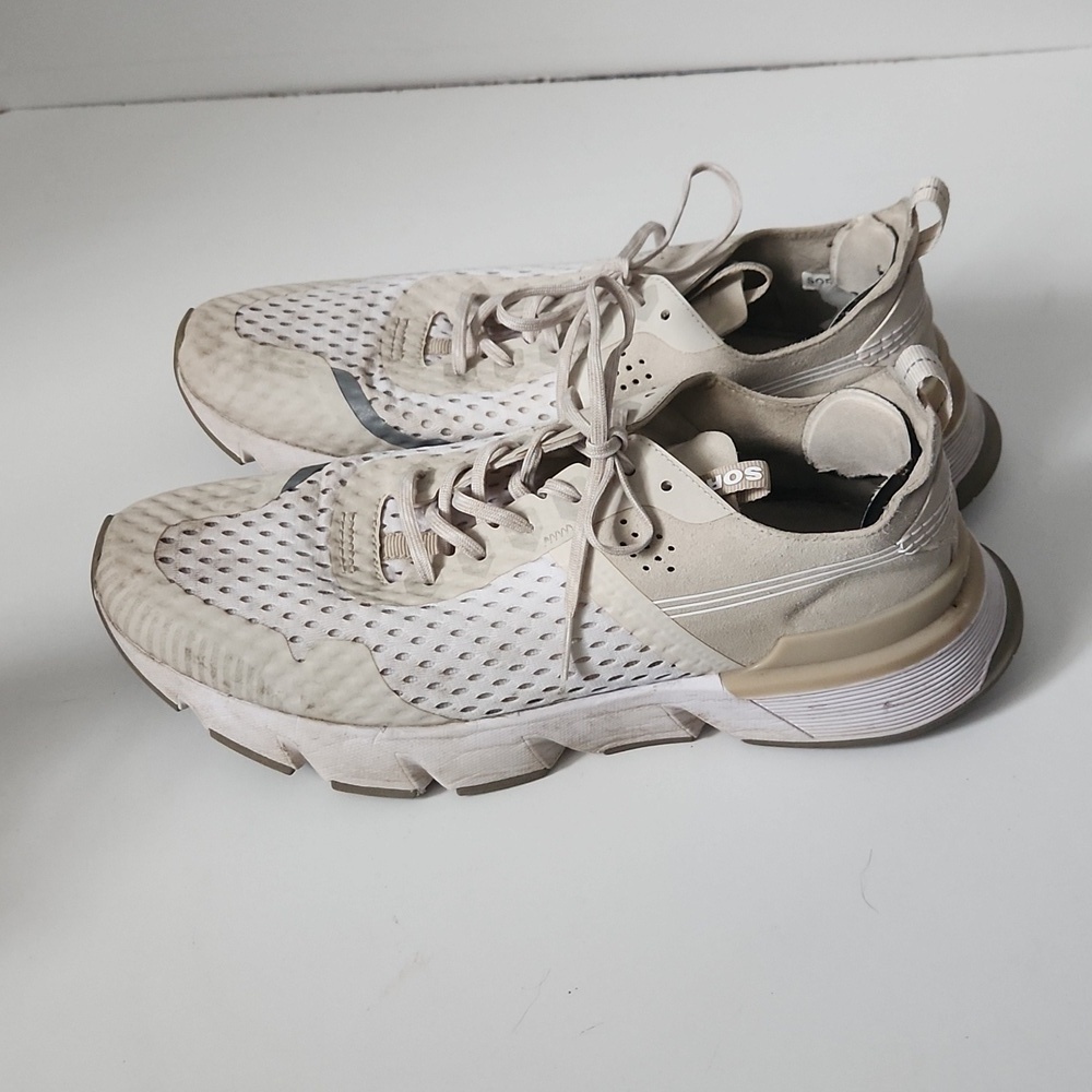 SOREL | Kinetic Rush sneakers cream mesh sz 9.5